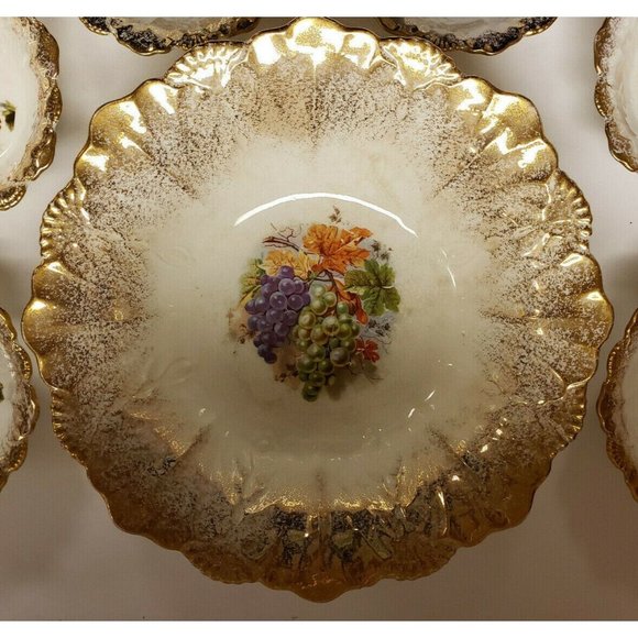 Berry Serving Set, Porcelain, Gilt/White , Fruit, Scalloped, transferware G - Picture 2 of 4